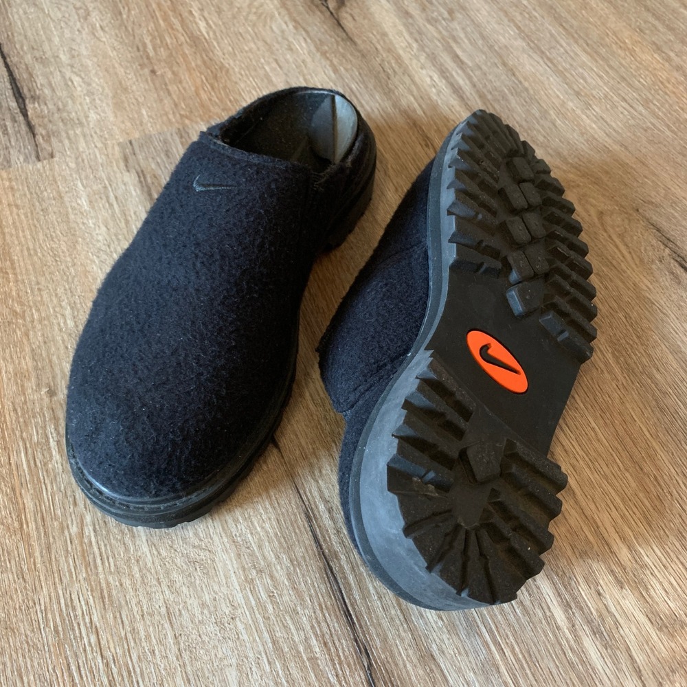 RARE vintage 90s Nike Adapter Clog mules in black fleece - size 10 womens